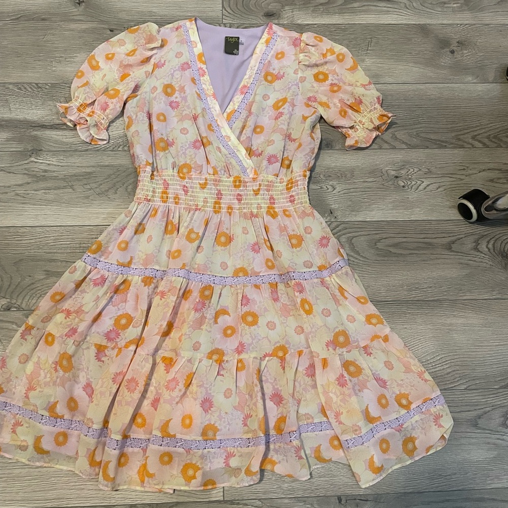 Taylor floral dress